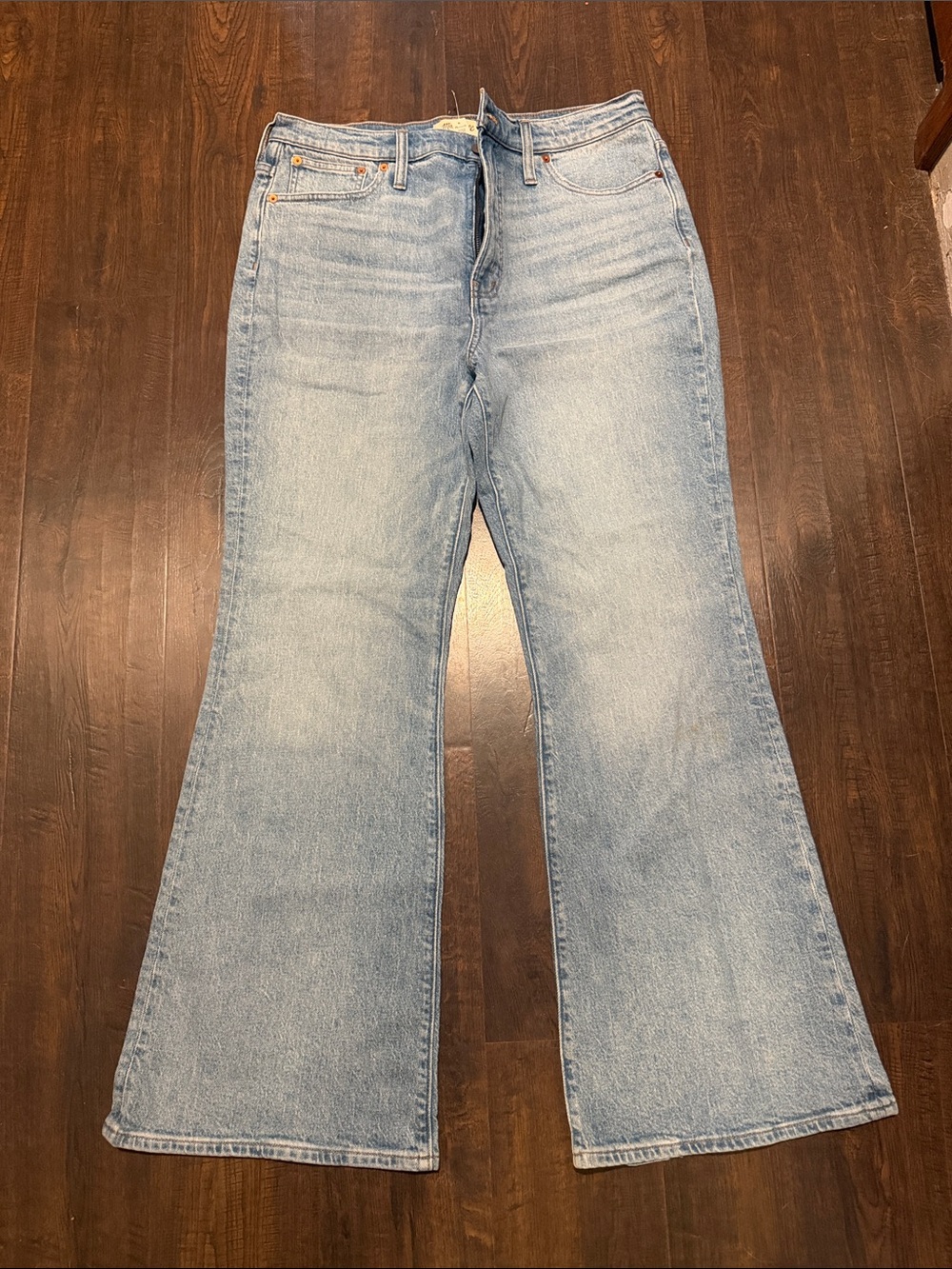 Madewell wide flare Light Wash Flare Women’s Jeans